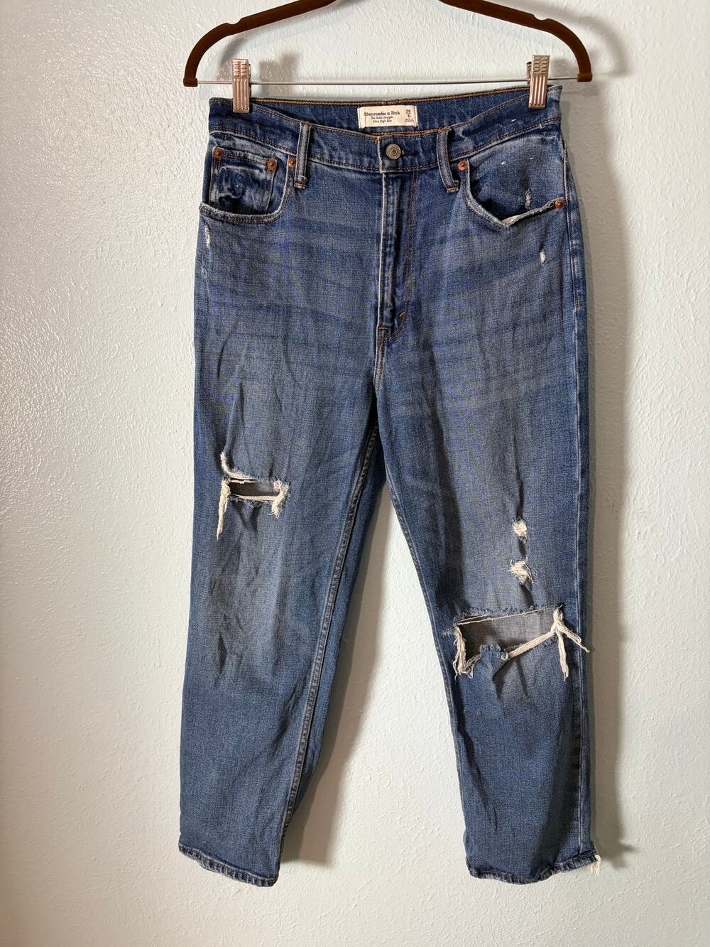Abercrombie The Ankle Straight Ultra High Rise Distressed Raw Hem Jeans 28